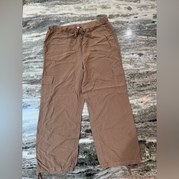 Thread & Supply Tan Pants 
Size XL - Picture 1 of 3